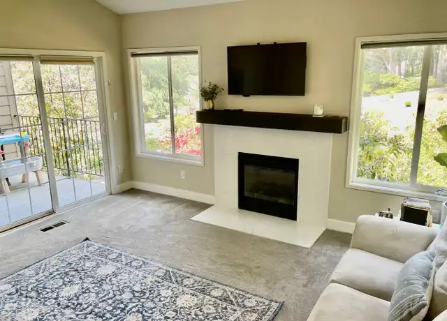 Property at 4338 Botticelli St, Lake Oswego, OR, 97035, 2 beds, 2.5 baths, [object Object]