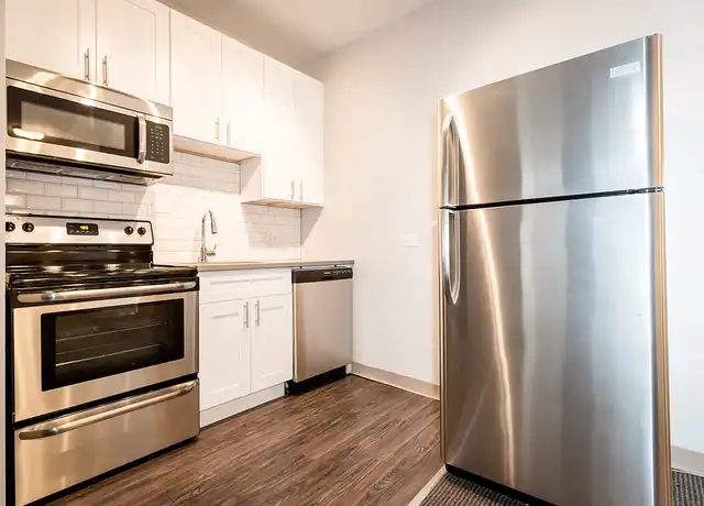 Property at Ivy at Harper - 5345 S Harper Ave, Chicago, IL, 60615, 1-2 bed, 1 bath, [object Object]