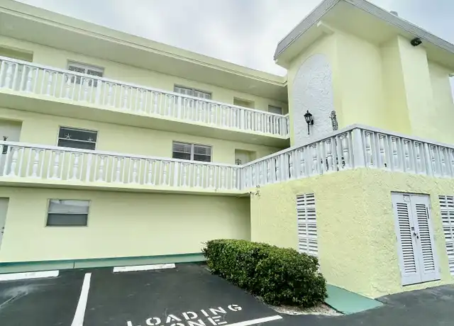 Property at 1100 Ponce De Leon Cir Unit N108, Vero Beach, FL, 32960, 1 bed, 1.5 baths, [object Object]