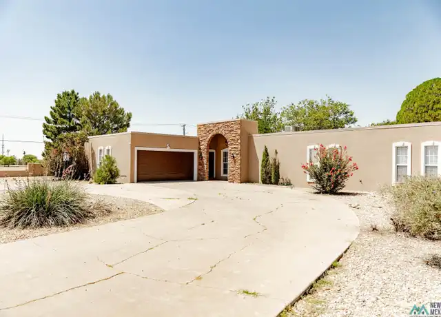 Property at 3500 Corlington Ln, Clovis, NM, 88101, 4 beds, 2 baths, [object Object]