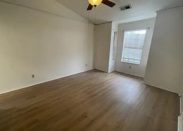 Property at 11610 Vance Jackson Rd #982, San Antonio, TX, 78230, 1 bed, 1 bath, [object Object]