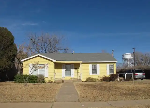 Property at 2308 38th St, Lubbock, TX, 79412, 3 beds, 2 baths, [object Object]
