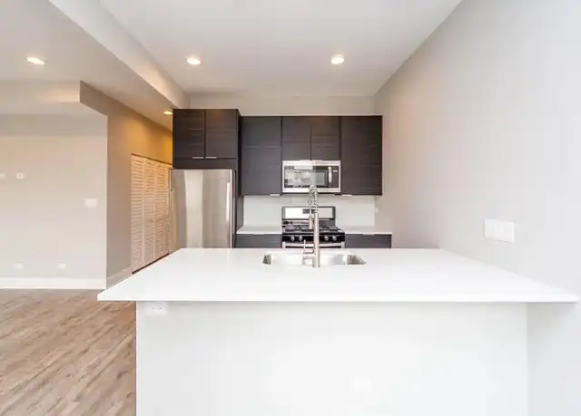 Property at 1334 N Wicker Park Ave Unit 2E, Chicago, IL, 60622, 1 bed, 1 bath, [object Object]