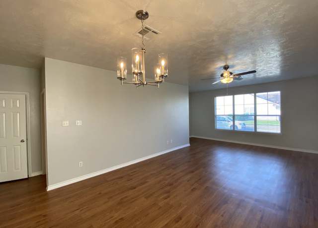 Photo of 15109 Silver Springs Ct, College Station, TX 77845