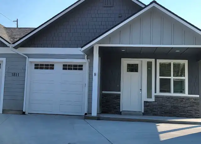 Property at 1811 McKittrick St Unit A, Wenatchee, WA, 98801, 4 beds, 2.5 baths, [object Object]