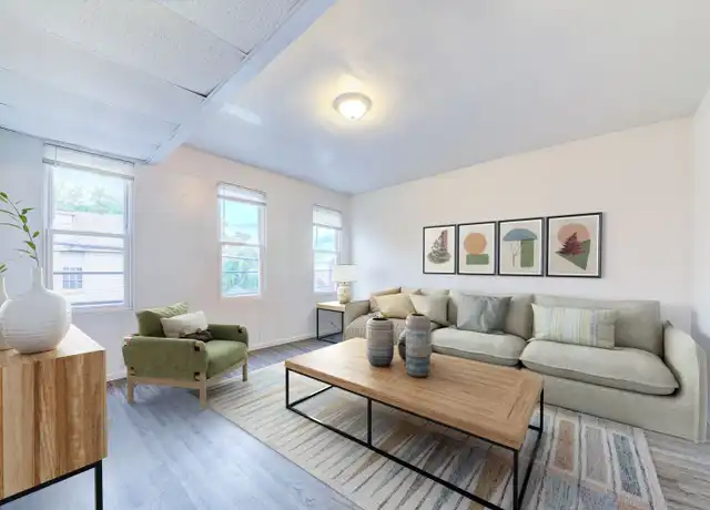 Property at 2400 Mission St Apt 3, Pittsburgh, PA, 15203, 2 beds, 1 bath, [object Object]