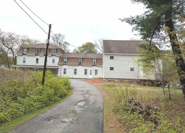 Property at 3 S Shore Rd Unit 1, Salem, NH, 03079, 1 bed, 1 bath, [object Object]