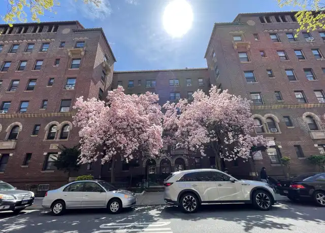Property at 62-98 Saunders St Unit 2H, Flushing, NY, 11374, 1 bed, 1 bath, [object Object]