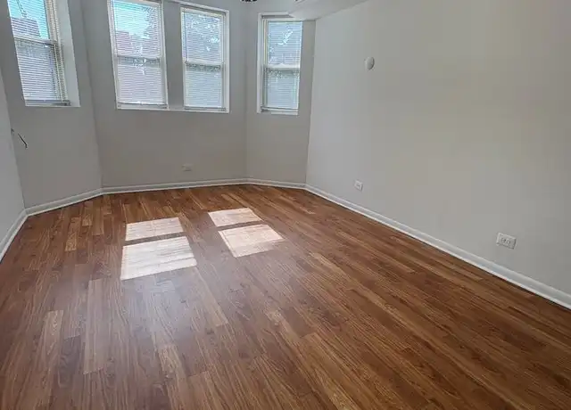Property at 316 N Pine Ave Unit PS 318-Grdn, Chicago, IL, 60644, 2 beds, 1 bath, [object Object]