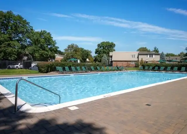 Property at 20 Westwood Dr Unit 36, Westbury, NY, 11590, 2 beds, 2 baths, [object Object]
