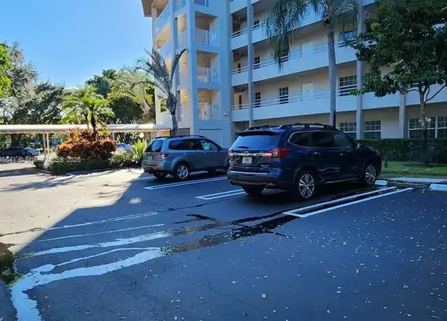 Property at 545 Oaks Ln #103, Pompano Beach, FL, 33069, 2 beds, 2 baths, [object Object]