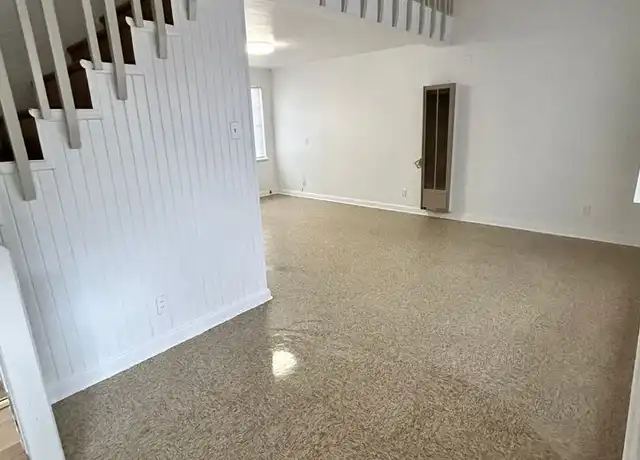Property at 700 E Park St Unit 1, Hobbs, NM, 88240, 1 bed, 1 bath, [object Object]