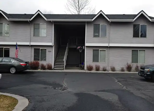 Property at 2221 NE Holliday Ave Unit 1, Bend, OR, 97701, 2 beds, 1 bath, [object Object]