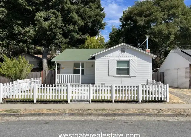 Property at 811 G St, Petaluma, CA, 94952, 2 beds, 1 bath, [object Object]