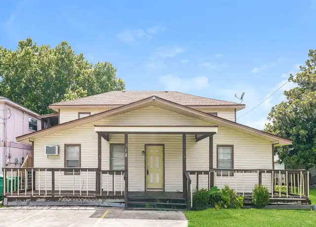 Property at 118 Anita St, La Marque, TX, 77568, 3 beds, 2 baths, [object Object]