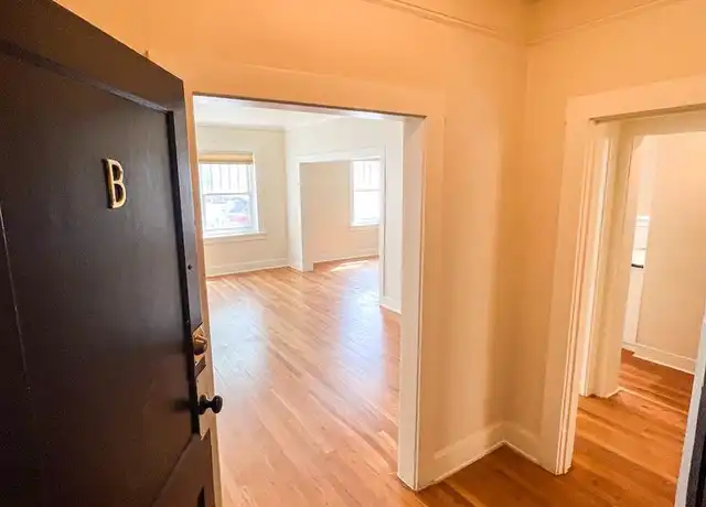 Property at 1715 N Stanton St Apt B, El Paso, TX, 79902, 1 bed, 1 bath, [object Object]