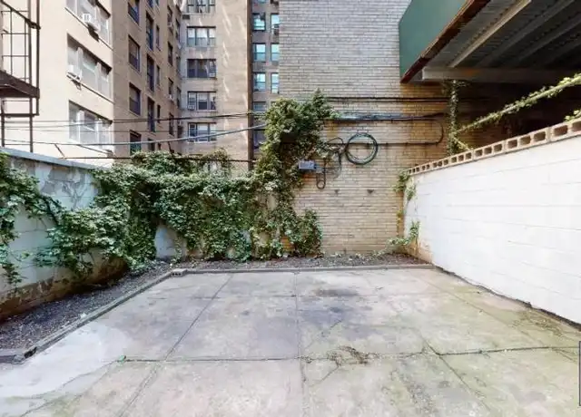 Property at 255 W 93rd St, New York, NY, 10025, 2 beds, 1.5 baths, [object Object]