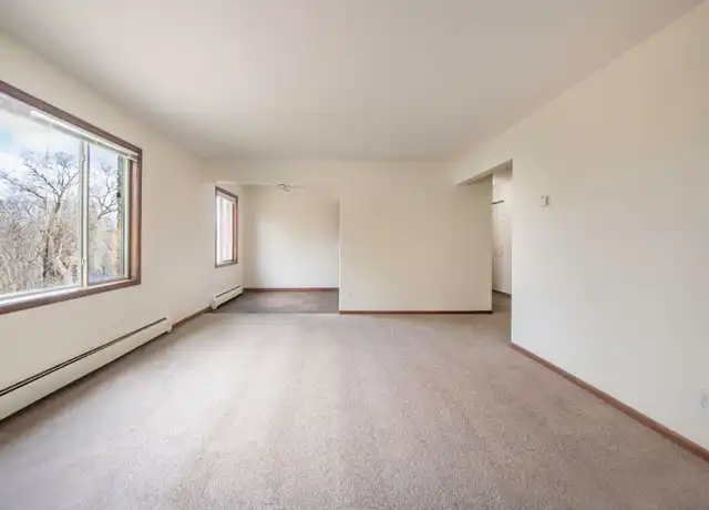 Property at 421 Division St Unit 08, Excelsior, MN, 55331, 1 bed, 1 bath, [object Object]