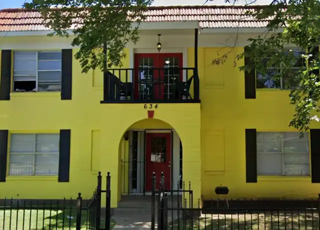 Property at 634 W 10th St Apt 5, Dallas, TX, 75208, 1 bed, 1 bath, [object Object]
