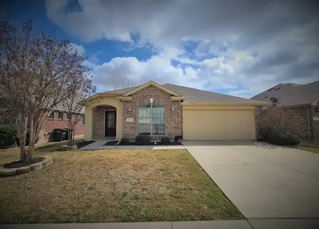 Property at 6256 Chalk Hollow Dr, Fort Worth, TX, 76179, 3 beds, 2 baths, [object Object]
