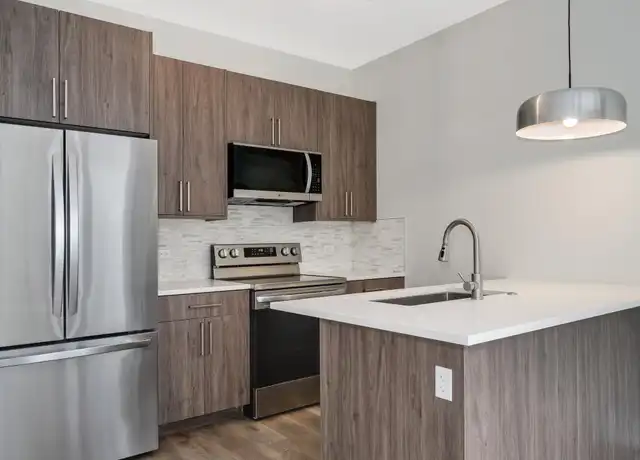 Property at 3950 S Indiana Ave Unit 2F, Chicago, IL, 60653, 2 beds, 1 bath, [object Object]