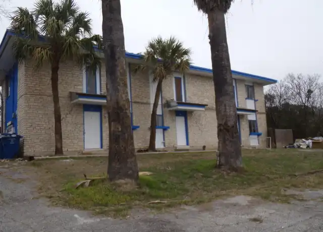 Property at 4835 Gus Eckert Rd Unit 2, San Antonio, TX, 78240, 2 beds, 1 bath, [object Object]