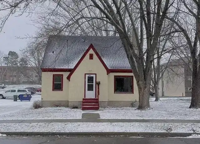 Property at 1118 6th Ave S, Saint Cloud, MN, 56301, 4 beds, 2 baths, [object Object]