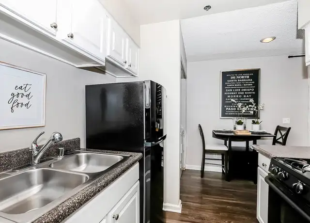 Photo of 2365 Promenade Ave, Corona, CA 92879