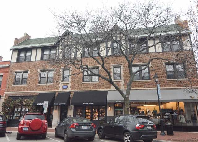 Photo of 343 Park Ave Unit 10, Glencoe, IL 60022