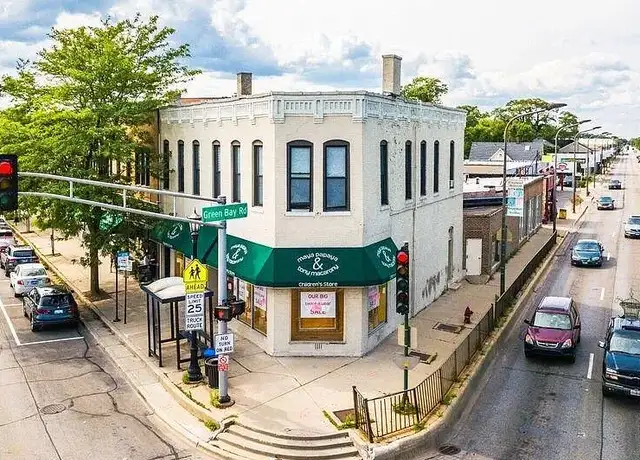 Photo of 1903 Central St, Evanston, IL 60201
