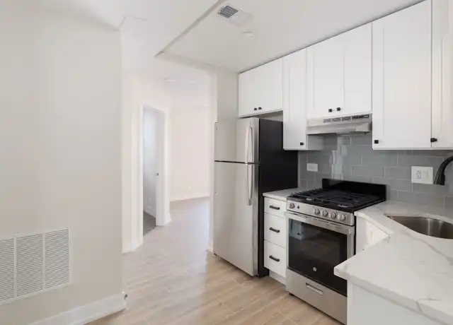 Property at 5200 N Leavitt St Unit G, Chicago, IL, 60625, 1 bed, 1 bath, [object Object]