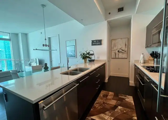 Property at 55 SE 6th St #4103, Miami, FL, 33131, 2 beds, 2 baths, [object Object]