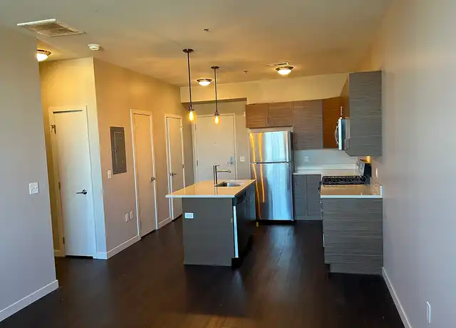 Property at One Six Flats - 16 Centre Square Cir, Easton, PA, 18042, 1 bed, 1 bath, [object Object]