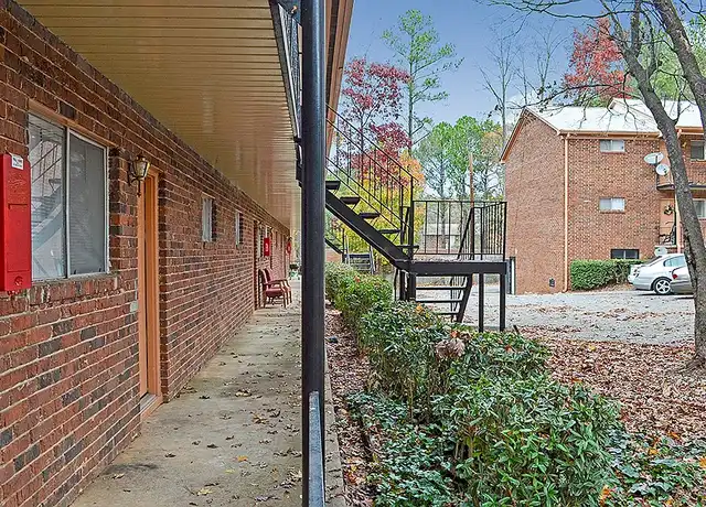 Property at Shallowford Pines Apartments - 3554 Shallowford Rd NE, Atlanta, GA, 30341, 1-2 bed, 1 bath, [object Object]