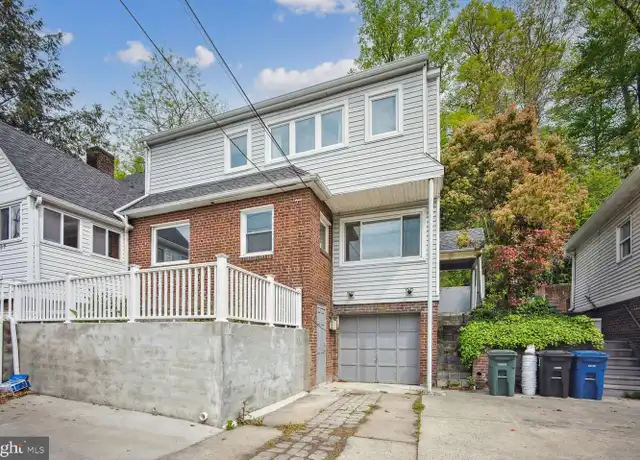 Property at 3137 S Glebe Rd #1, Arlington, VA, 22202, 3 beds, 2.5 baths, [object Object]