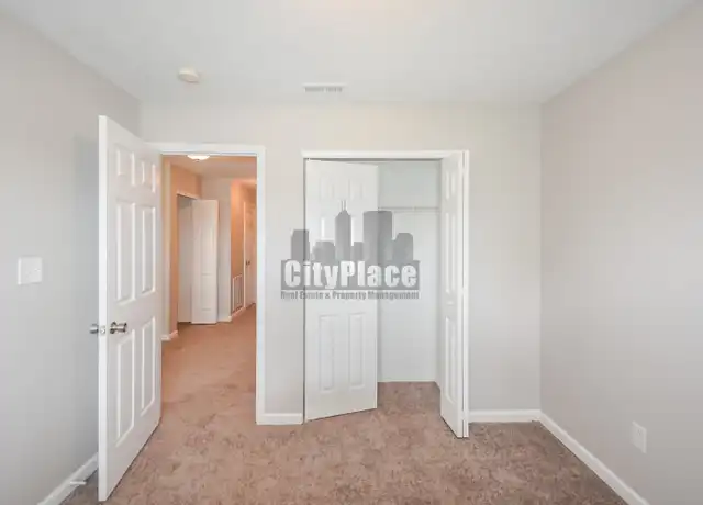 Property at 13370 White Granite Dr #800, Fishers, IN, 46038, 2 beds, 2.5 baths, [object Object]