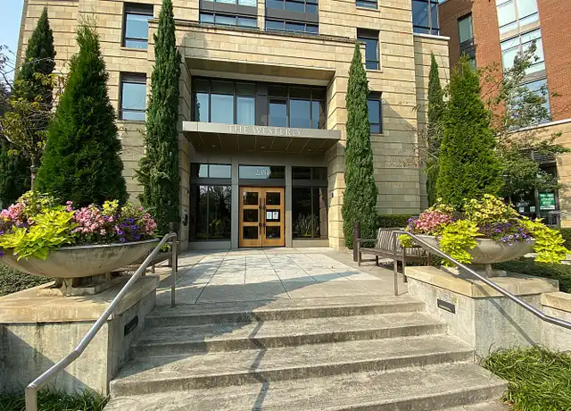 Property at 2351 NW Westover Rd, Portland, OR, 97210, 1 bed, 1 bath, [object Object]