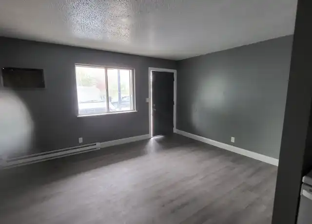 Property at 1343 N Gulick Ave Unit 8, Decatur, IL, 62526, 1 bed, 1 bath, [object Object]