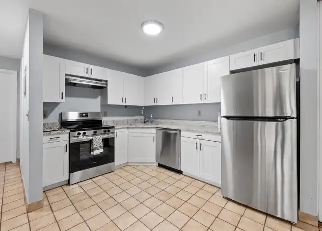 Property at 1053 Cromwell Ave Unit 104, St Paul, MN, 55114, 2 beds, 1 bath, [object Object]