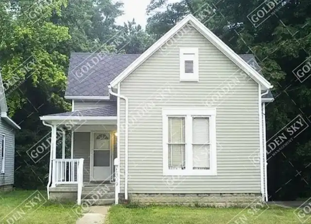 Property at 1309 W Jackson St, Muncie, IN, 47303, 3 beds, 1 bath, [object Object]