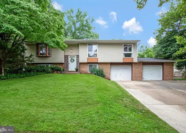 Property at 6162 Forty Winks Way, Columbia, MD, 21045, 4 beds, 3 baths, [object Object]