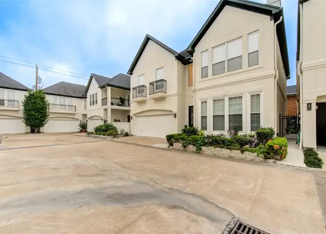 Property at 2217 Potomac Dr Unit B, Houston, TX, 77057, 3 beds, 2.5 baths, [object Object]
