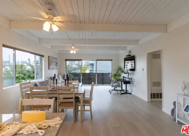 Property at 3900 Pacific Ave Unit 2, Marina Del Rey, CA, 90292, 2 beds, 1 bath, [object Object]