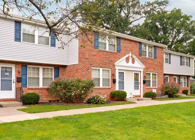 Property at 110 Tryon Est, Rochester, NY, 14609, 2 beds, 1 bath, [object Object]
