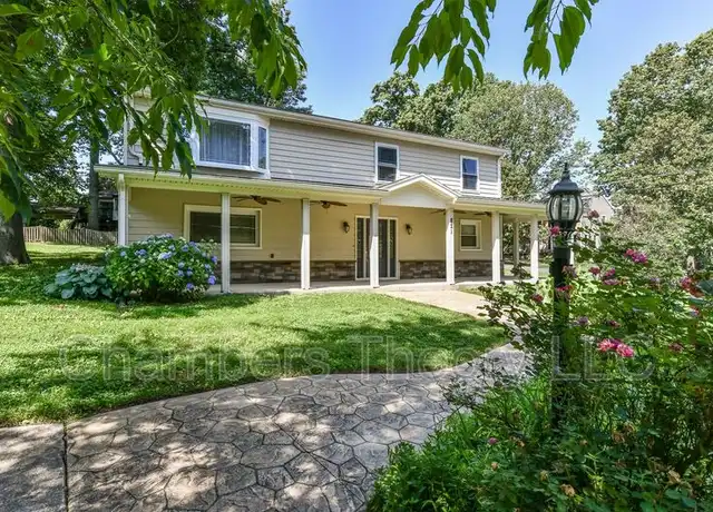Property at 821 Ninovan Rd SE, Vienna, VA, 22180, 4 beds, 3 baths, [object Object]
