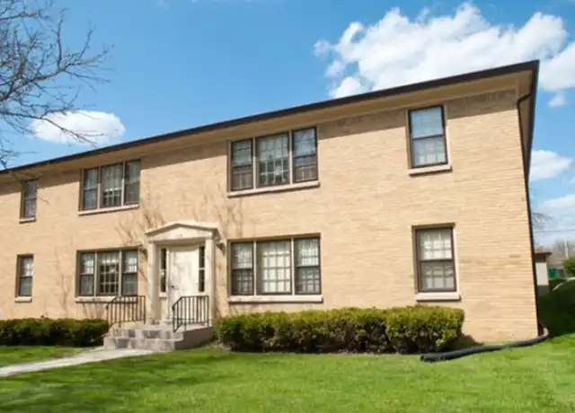 Property at Longfellow Gardens Apartment Homes - 7928 W North Ave, Wauwatosa, WI, 53213, 1 bed, 1 bath, [object Object]
