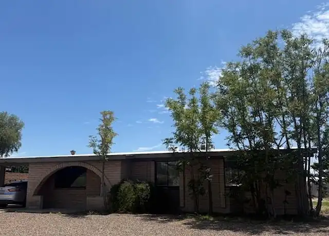 Property at 2411 W Oracle Jaynes Station Rd, Tucson, AZ, 85741, 3 beds, 2 baths, [object Object]