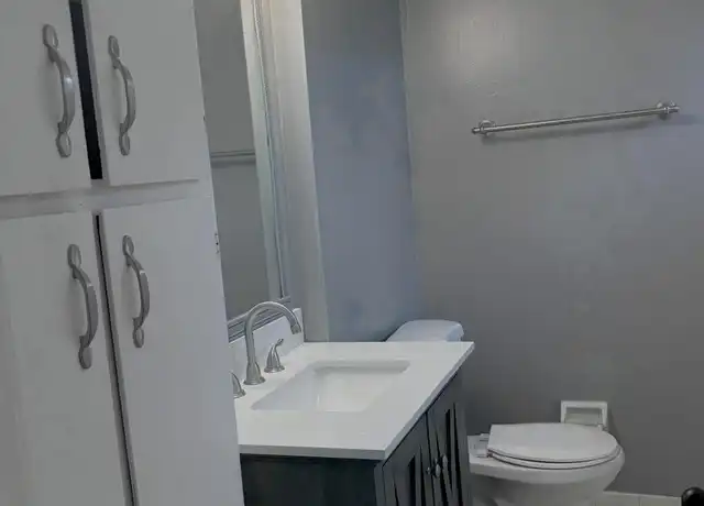 Property at 209 Poindexter St, Jackson, MS, 39203, 2 beds, 2 baths, [object Object]