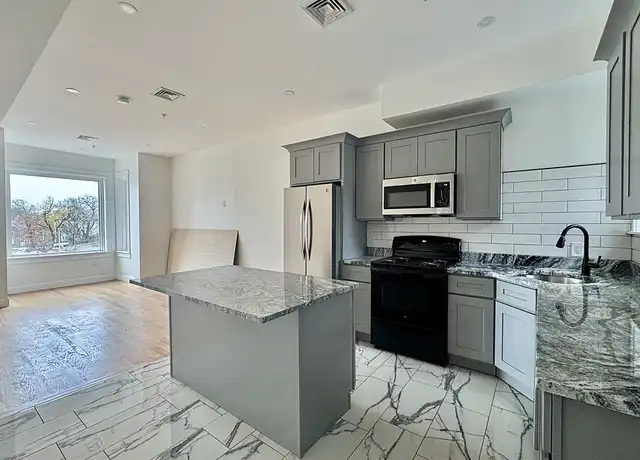 Property at 314 Warren St Unit 2, Roxbury, MA, 02119, 2 beds, 1 bath, [object Object]