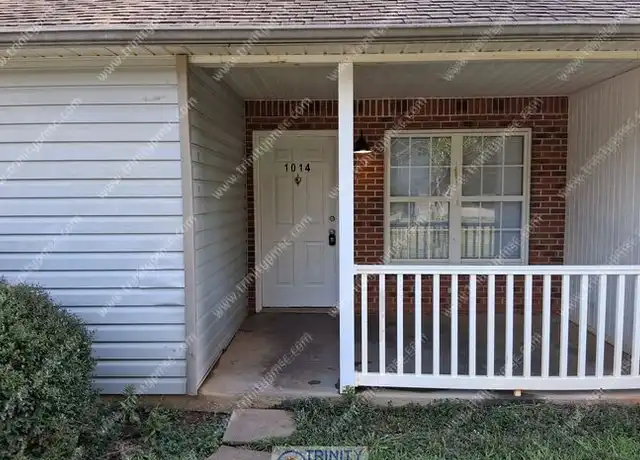Property at 1014 Wildwood Ln, Spartanburg, SC, 29301, 3 beds, 2 baths, [object Object]